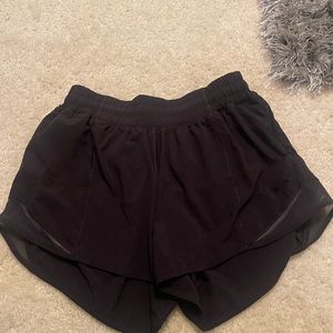 Lululemon size 6 black shorts